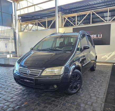 FIAT IDEA 1.8 MPI HLX 8V FLEX 4P MANUAL FIAT IDEA 1.8 MPI HLX 8V FLEX 4P MANUAL